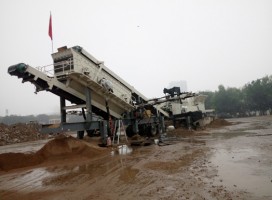 年產(chǎn)50萬噸磚渣粉碎機變廢為寶，建筑垃圾處理設(shè)備廠家