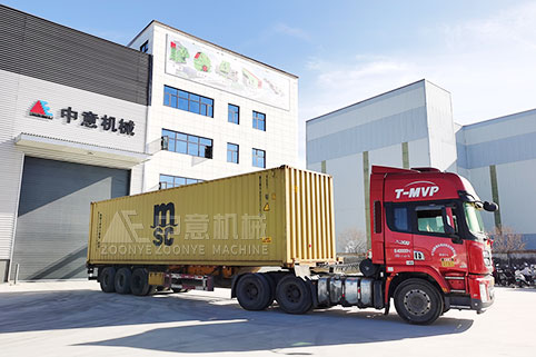 鄭州中意砂石設備弛張篩發往贊比亞客戶現場