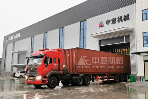 國外客戶訂購中意的全套移動破碎設備發貨